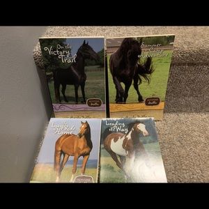 CHILDREN/ YOUNG READER BOOKS